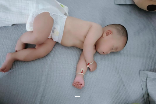 宁波宝宝大便酸臭